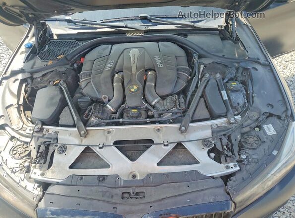 WBA7F0C32HGM22242 2017 BMW 7 SERIES Black ძრავის განყოფილების ხედი