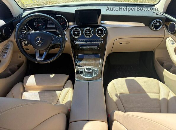 WDC0G4KB4HF136989 2017 MERCEDES-BENZ GLC-CLASS White 