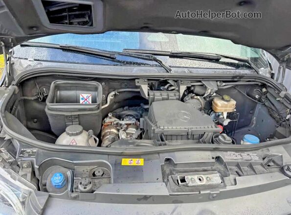 W1W4NBVYXST212908 2025 MERCEDES-BENZ SPRINTER Blue Առջևի վահանակի տեսք