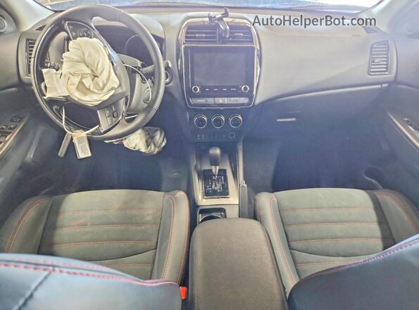 JA4ARUAU2SU006956 2025 MITSUBISHI OUTLANDER Gray 