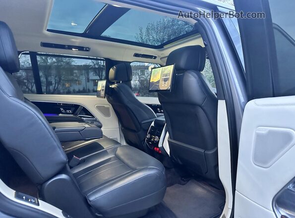 SALK1BE74PA043941 2023 LAND ROVER RANGE Gray Widok deski rozdzielczej
