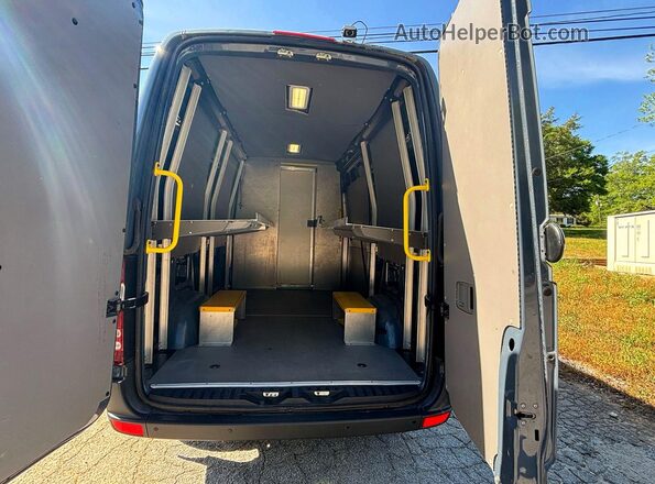 WD3PE7CD3JP631447 2018 MERCEDES-BENZ SPRINTER Blue 