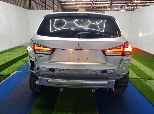 JA4ARUAU9TU014442 2026 MITSUBISHI OUTLANDER Silver 