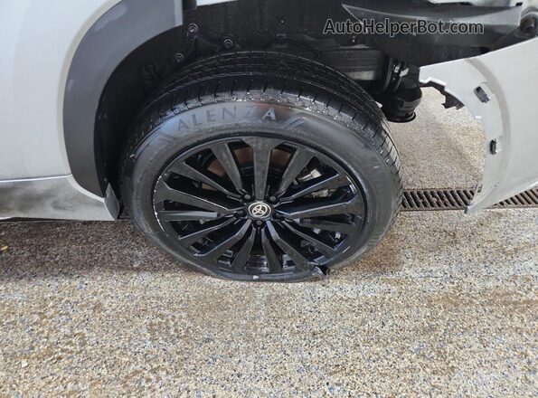 5TDKDRBH4SS577635 2025 TOYOTA HIGHLANDER Silver 