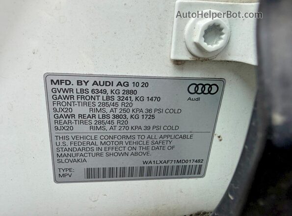 WA1LXAF71MD017482 2021 AUDI Q7 White Rear seats view