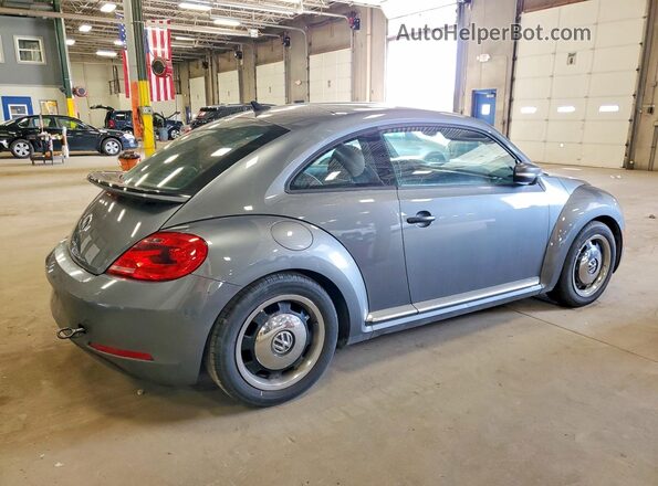 3VWF17AT5GM637625 2016 VOLKSWAGEN BEETLE Gray 