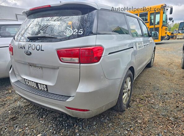 KNDMA5C17J6400720 2018 KIA SEDONA Gray Widok z przodu