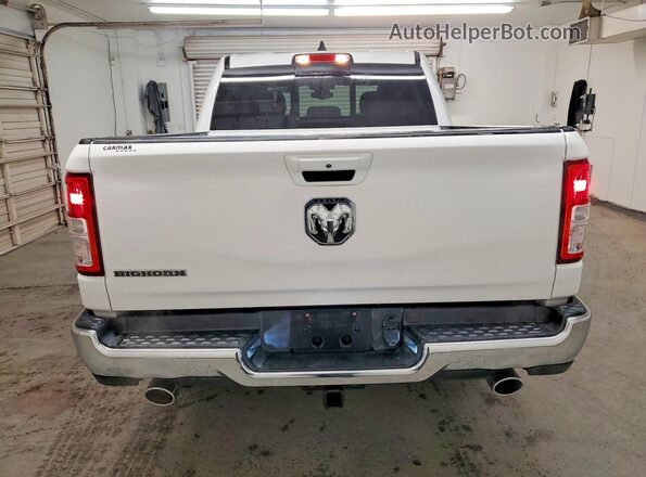 1C6RREFT9MN743820 2021 RAM 1500 White 