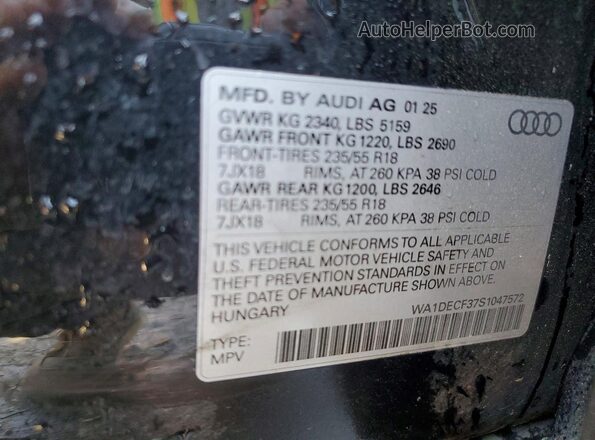 WA1DECF37S1047572 2025 AUDI Q3 Black სალონის 360-გრადუსიანი ხედი