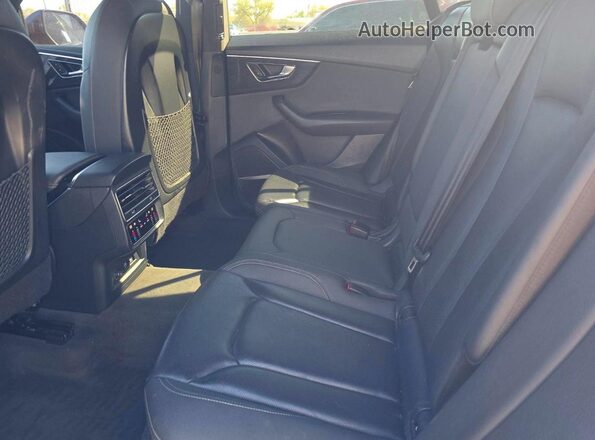 WA1EVAF16KD030798 2019 AUDI Q8 Gray 