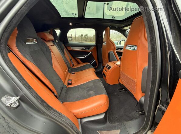 SADCZ2EE4NA694815 2022 JAGUAR F-PACE Black Հետևի տեսք