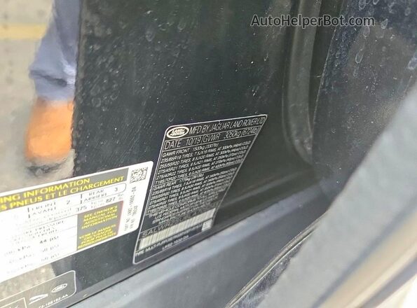 SALWR2SU6LA705243 2020 LAND ROVER RANGE ROVER Black Rear seats view