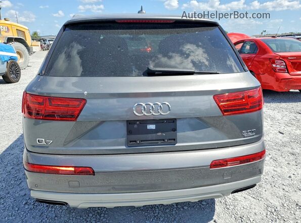 WA1LAAF7XHD033655 2017 AUDI Q7 Silver Вид салону спереду