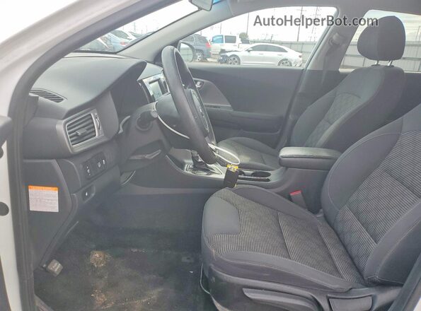 KNDCB3LC0K5246132 2019 KIA NIRO White Widok deski rozdzielczej