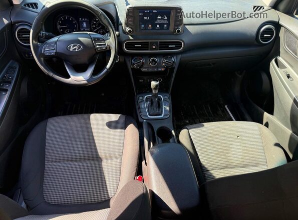 KM8K2CAA0JU131639 2018 HYUNDAI KONA Black 