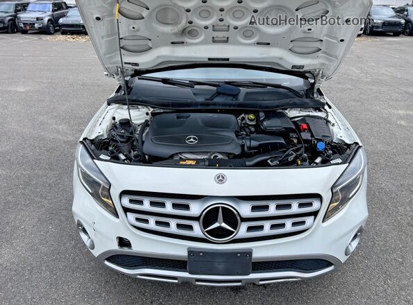 WDCTG4GB0KU004823 2019 MERCEDES-BENZ GLA White Widok zestawu wskaźników