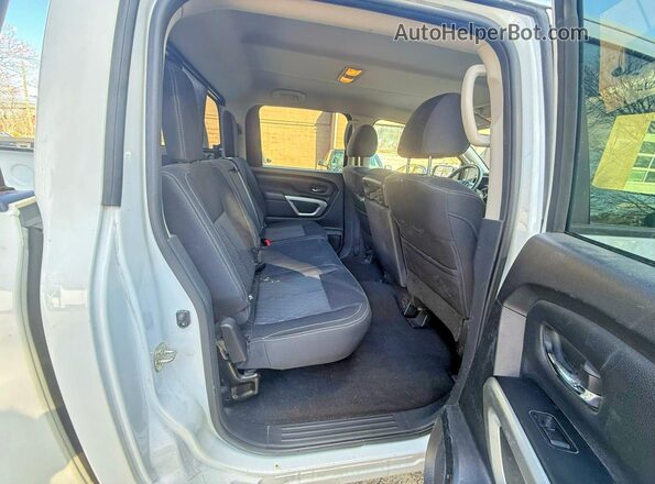 1N6AA1EJ0KN500025 2019 NISSAN TITAN Белый 