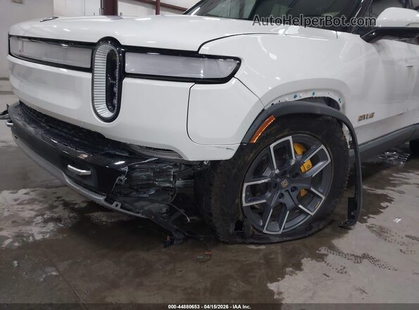 7FCTGAAA5NN007455 2022 RIVIAN R1T White 