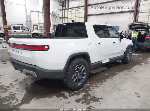 7FCTGAAA5NN007455 2022 RIVIAN R1T White Rear right