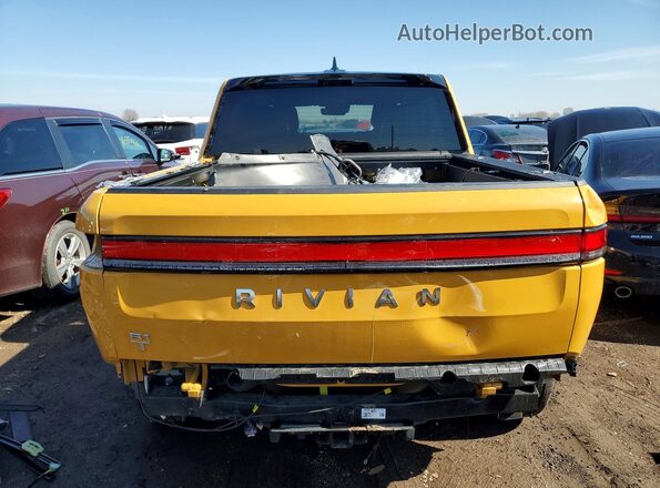 7FCTGAAA6PN023991 2023 RIVIAN R1T Yellow უკანა ხედი
