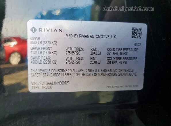 7FCTGAAL1NN009723 2022 RIVIAN R1T Black Engine compartment view