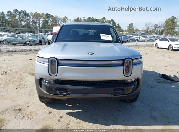 7FCTGCAAXTN045126 2026 RIVIAN R1T Silver უკანა სალონის ხედი