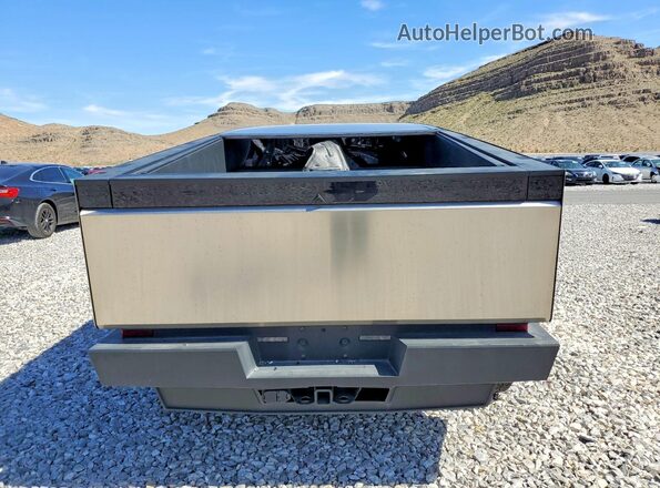 7G2CEGEC9SA077409 2025 TESLA CYBERTRUCK Серебряный Вид сзади