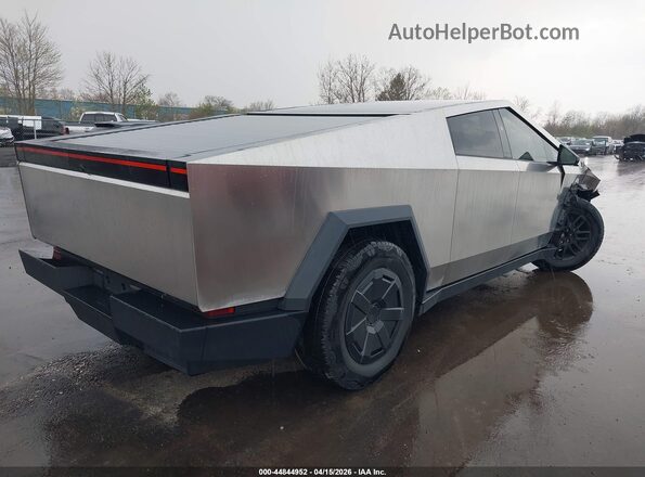 7G2CEHED0SA062523 2025 TESLA CYBERTRUCK Silver Rear right