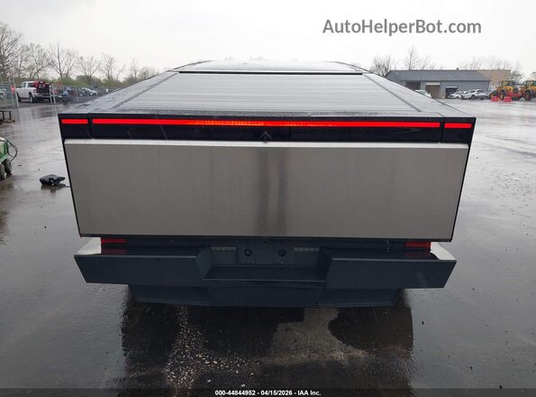 7G2CEHED0SA062523 2025 TESLA CYBERTRUCK Silver 
