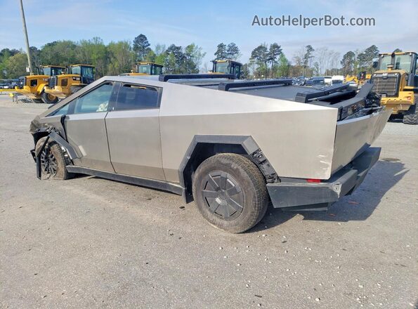 7G2CEHED3SA075055 2025 TESLA CYBERTRUCK Серебряный Задняя левая четверть