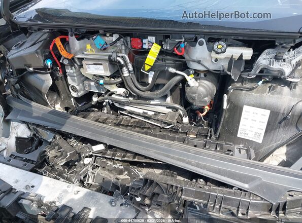 7G2CEHED4SA060001 2025 TESLA CYBERTRUCK Silver Widok z tyłu