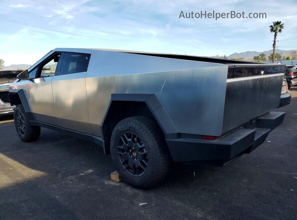 7G2CEHED5SA075817 2025 TESLA CYBERTRUCK Silver Հետևի ձախ