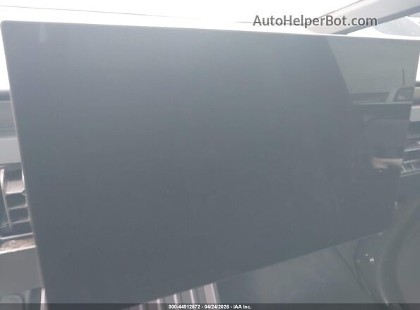 7G2CEHED9SA081510 2025 TESLA CYBERTRUCK Silver 