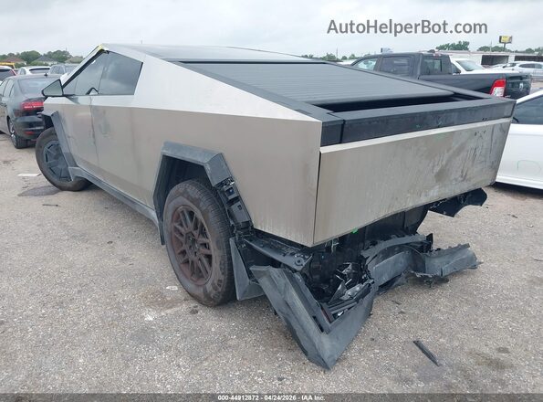 7G2CEHED9SA081510 2025 TESLA CYBERTRUCK Silver Trasero izquierdo