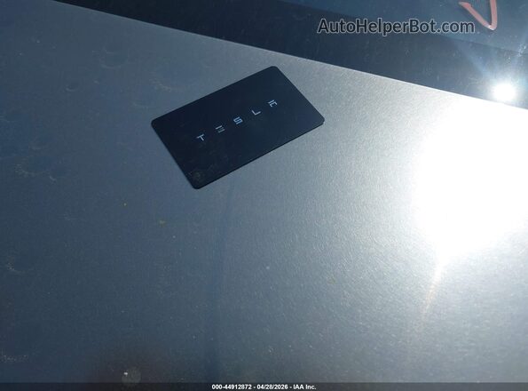 7G2CEHED9SA081510 2025 TESLA CYBERTRUCK Silver Vista del salpicadero