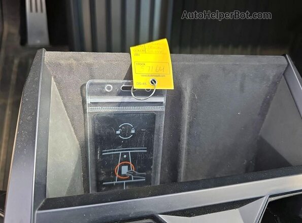 7G2CEHEDXRA003232 2024 TESLA CYBERTRUCK Silver VIN sticker view