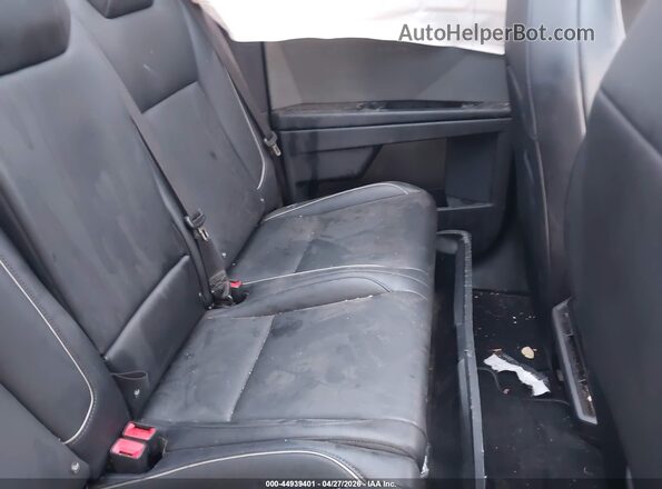 7G2CEHEE9RA041723 2024 TESLA CYBERTRUCK Gray Հետևի նստատեղերի տեսք
