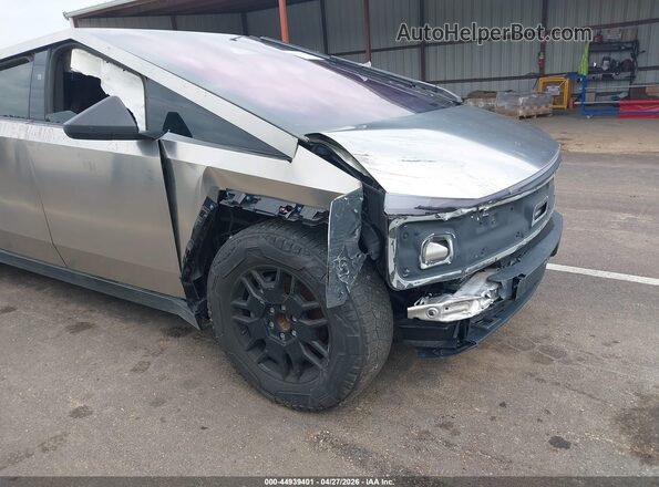 7G2CEHEE9RA041723 2024 TESLA CYBERTRUCK Gray Դիմացի տեսք