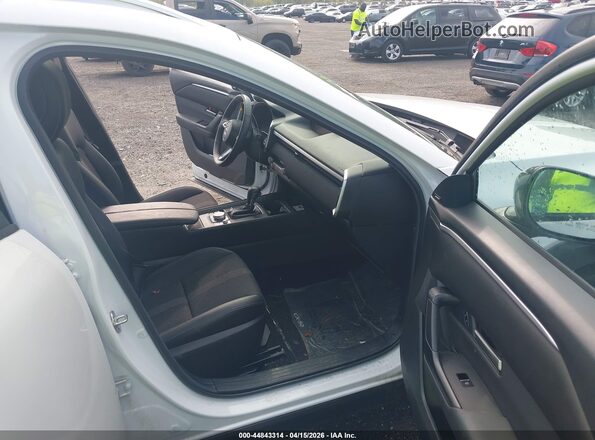 7MMVABDM6SN341565 2025 MAZDA CX-5 White Front interior view