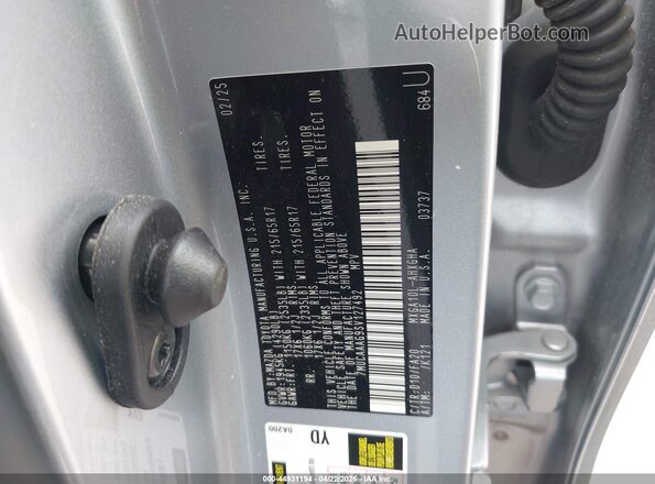 7MUCAAAG9SV127492 2025 TOYOTA LL Silver 
