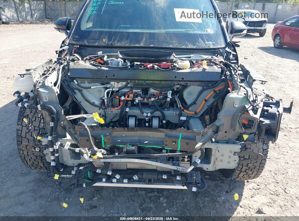 7PDSGABL0NN002240 2022 RIVIAN R1S Black Widok z przodu