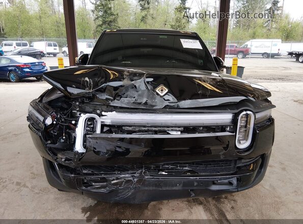 7PDSGCBA5TN088071 2026 RIVIAN R1S Black Вид задньої частини салону