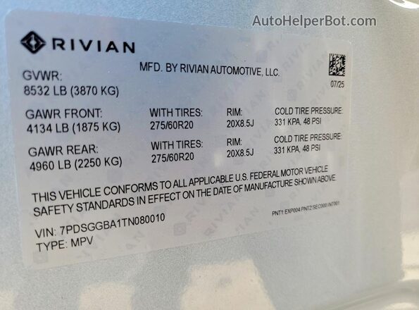 7PDSGGBA1TN080010 2026 RIVIAN R1S Silver VIN კოდის სტიკერის ხედი