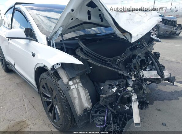 7SAXCBE56NF336463 2022 TESLA MODEL X Белый Вид спереди