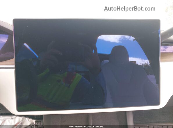 7SAXCBE56NF336463 2022 TESLA MODEL X Белый 