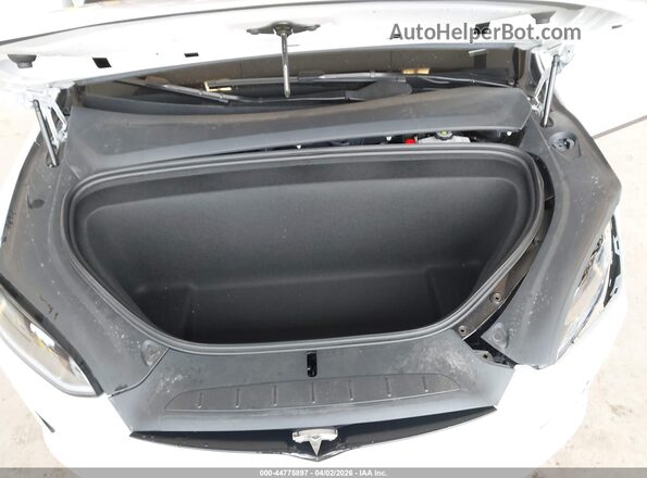 7SAXCBE58SF464909 2025 TESLA MODEL X White Rear view