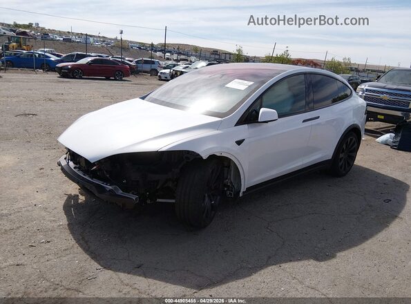 7SAXCBE64SF469811 2025 TESLA MODEL X Белый Передняя левая четверть