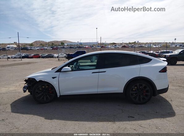 7SAXCBE64SF469811 2025 TESLA MODEL X Белый Панорамный вид салона 360°