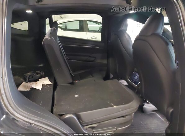 7SAXCDE57RF443443 2024 TESLA MODEL X Black Հետևի նստատեղերի տեսք