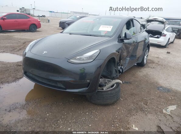 7SAYGAEE2RF046536 2024 TESLA MODEL Y Серый 
